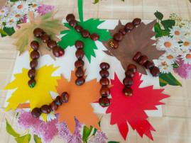 Поделка "Гусеница" из каштанов Поделка "Гусеница" из каштанов.