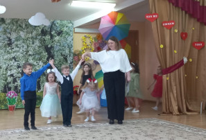 Международный женский день 8 марта Международный женский день 8 марта.